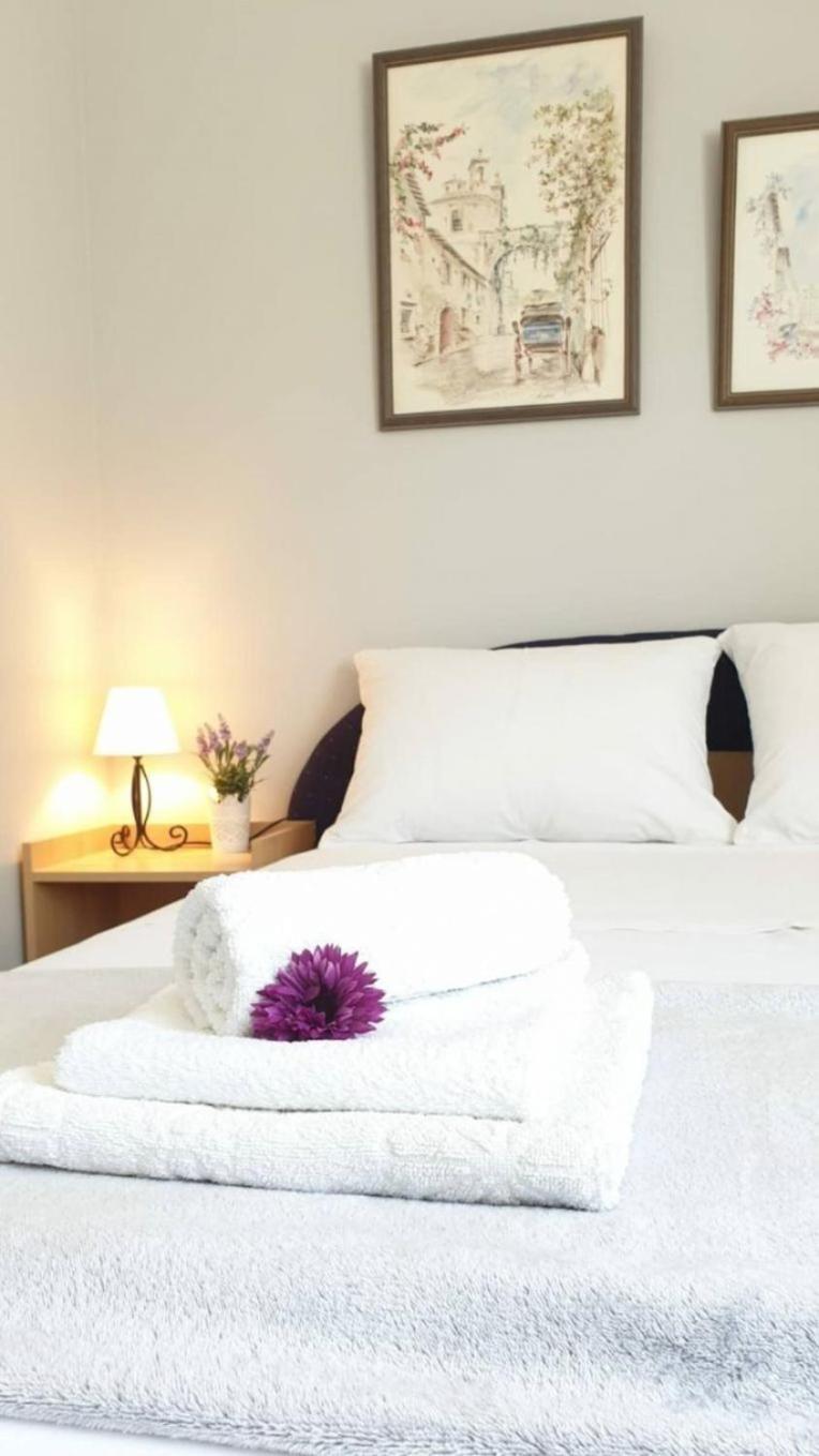 Apartments The View - Close To The Beach & Parking โตรกีร์ ภายนอก รูปภาพ
